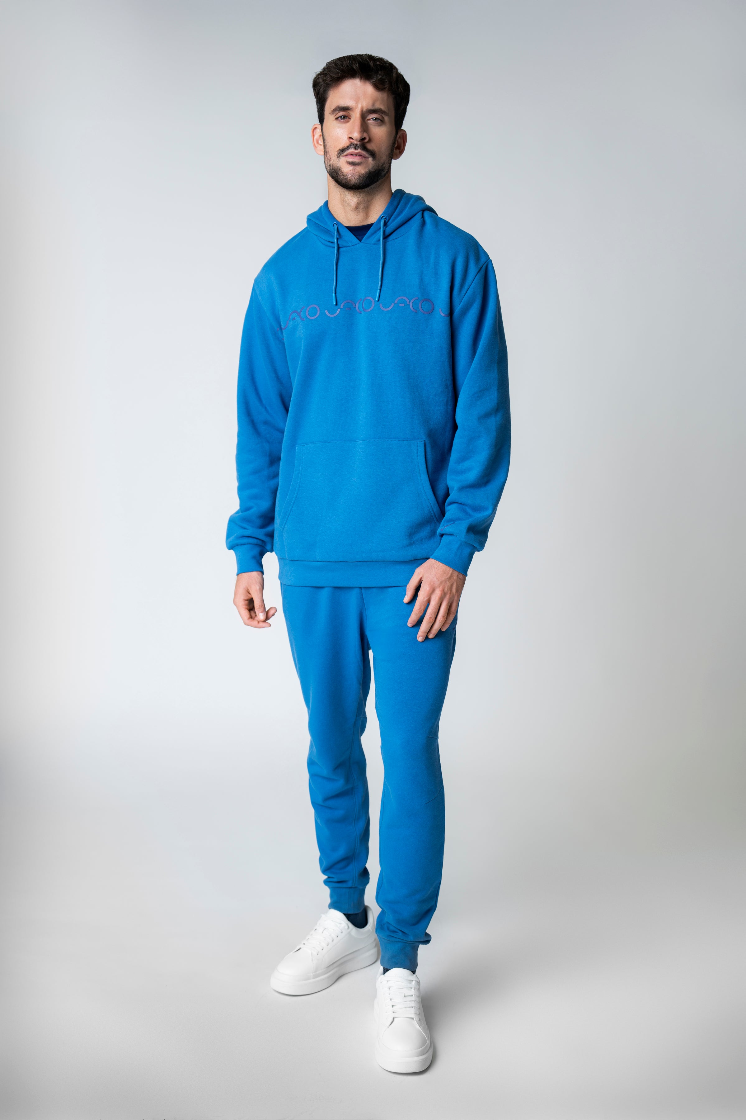 Collection of Sudadera UACO con capucha azul in a gallery layout